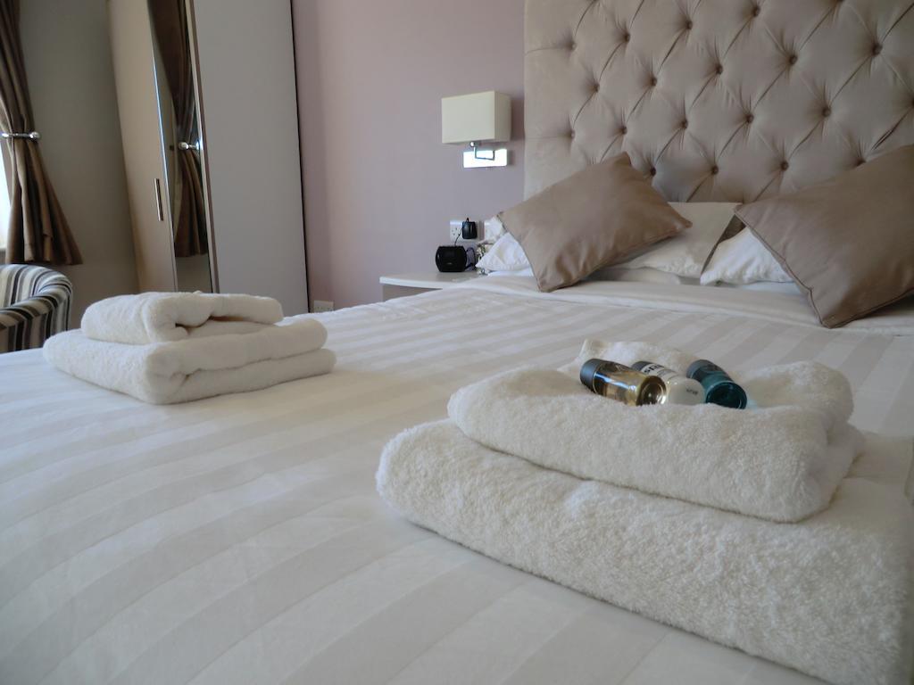 Coombe Dale Accommodation Lulsgate Bottom Pokój zdjęcie